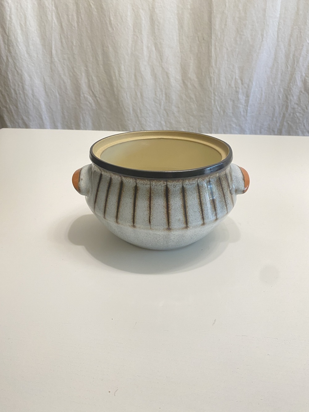 Vintage Denby Stoneware Ribbed Handled Bowl with No Lid - Picture 3 of 8